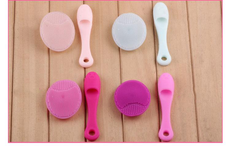 Set Cọ Rửa Mặt Silicon 2 Món : Miếng rửa mặt + Cây tẩy mụn đầu đen