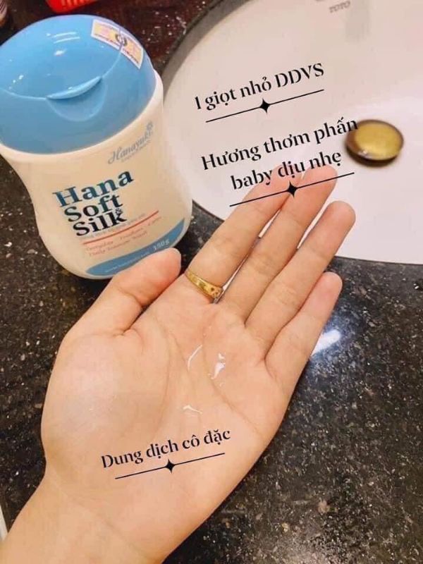 Dung Dịch Vệ Sinh Phụ Nữ Hanayuki Soft & Silk