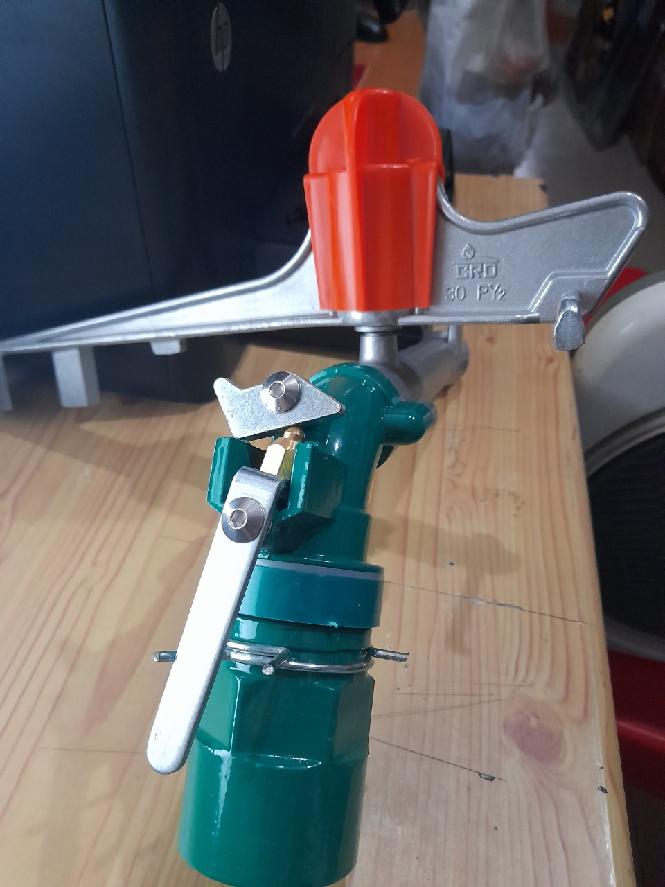 Béc tưới bán kinh lớn PY30