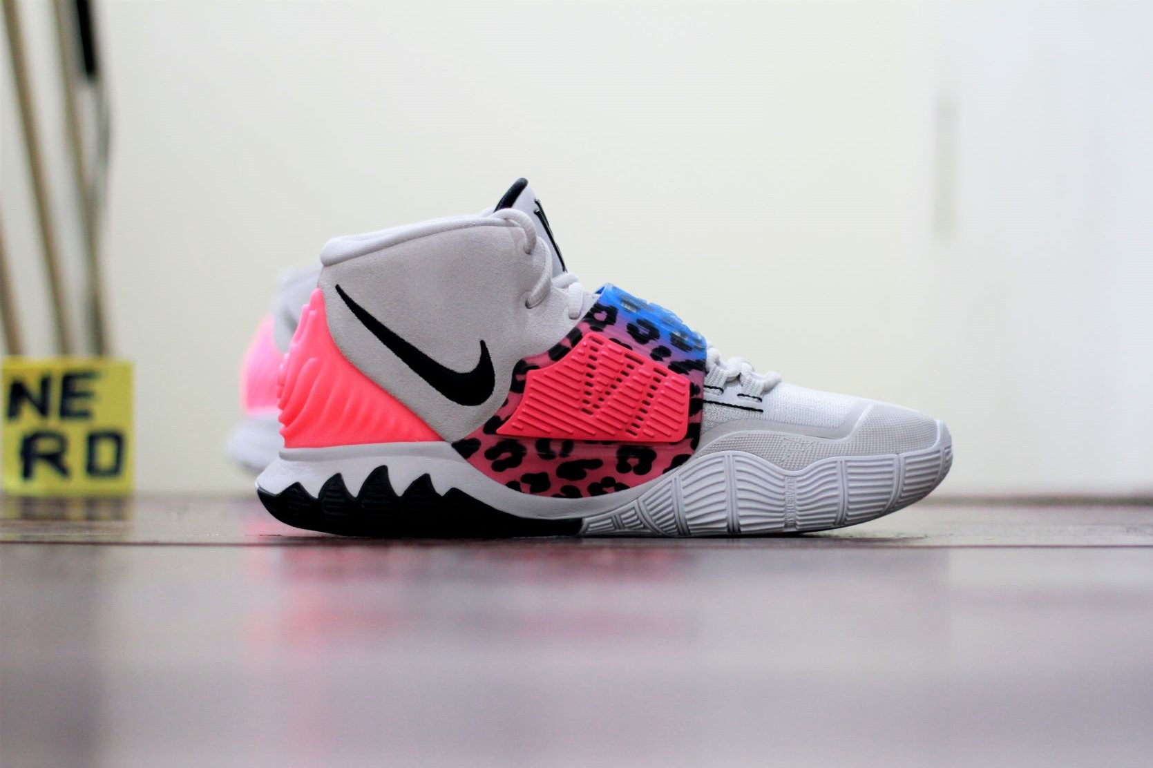 Giày bóng rổ Kyrie 6 Vast Grey BQ4630-003