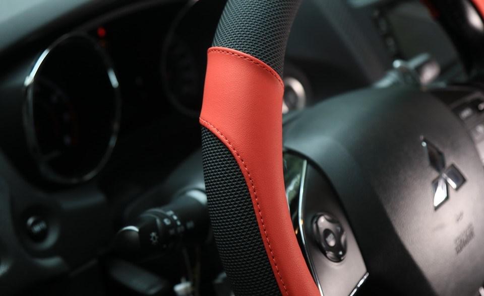 Bọc vô lăng Sparco SPC11113RS - Phụ kiện ô tô