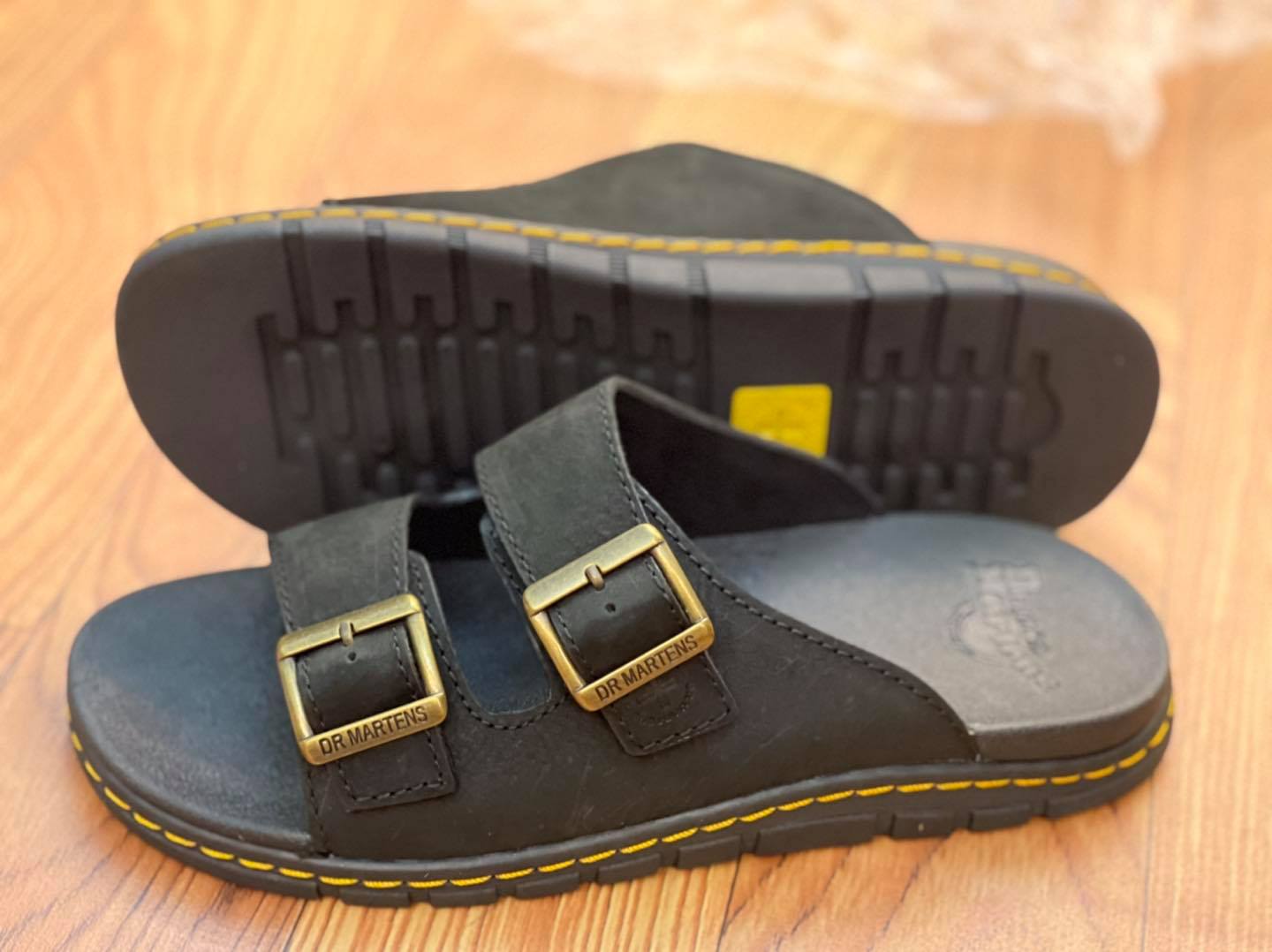 [HCM]Sale Off Dép Quai Ngang Doctor martens