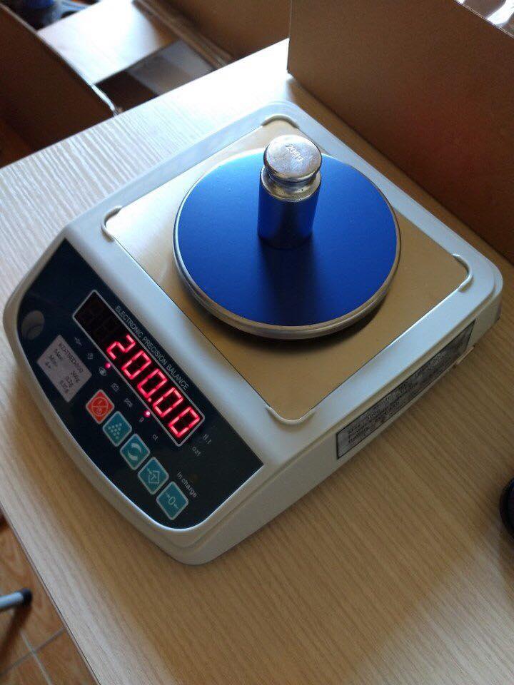 [HCM]Cân điện tử KD-TBED 300g - sai số 0.01g