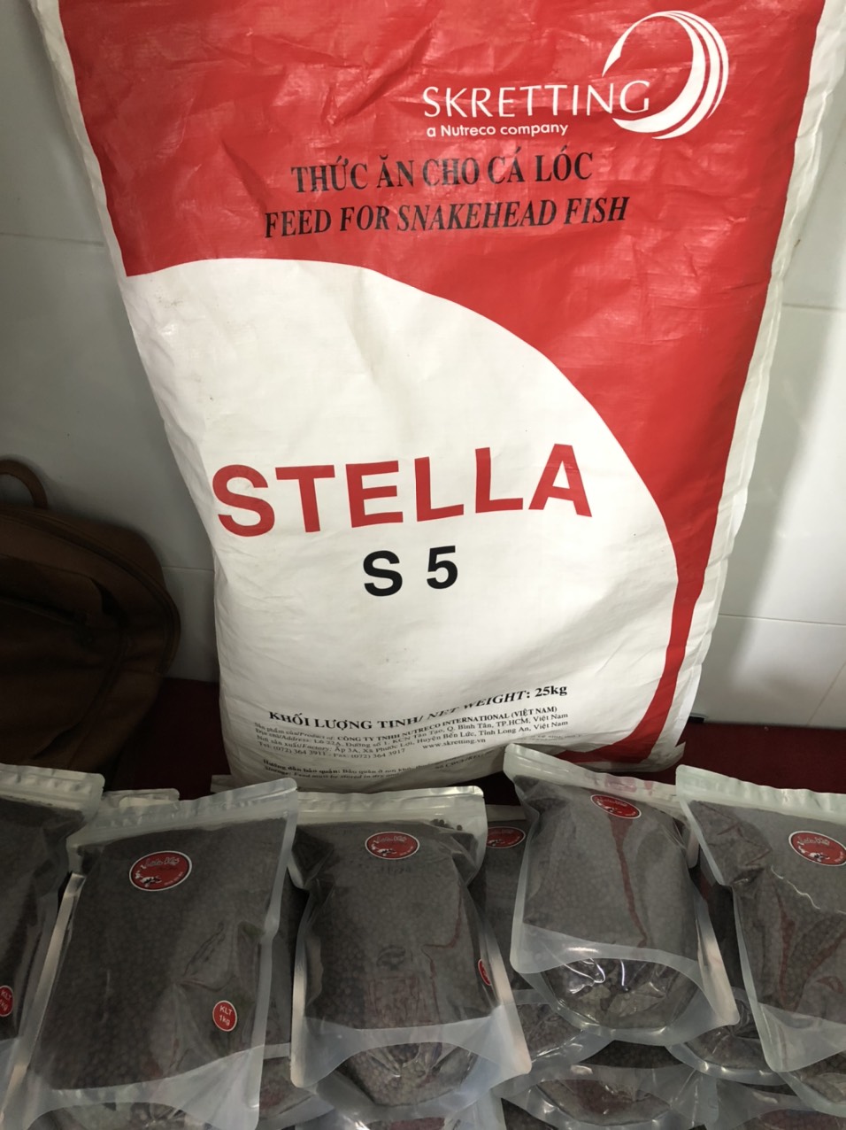 Thức ăn Cá Koi, 3 Đuôi, Cá Cảnh CÁM STELLA size 5mm 6kg