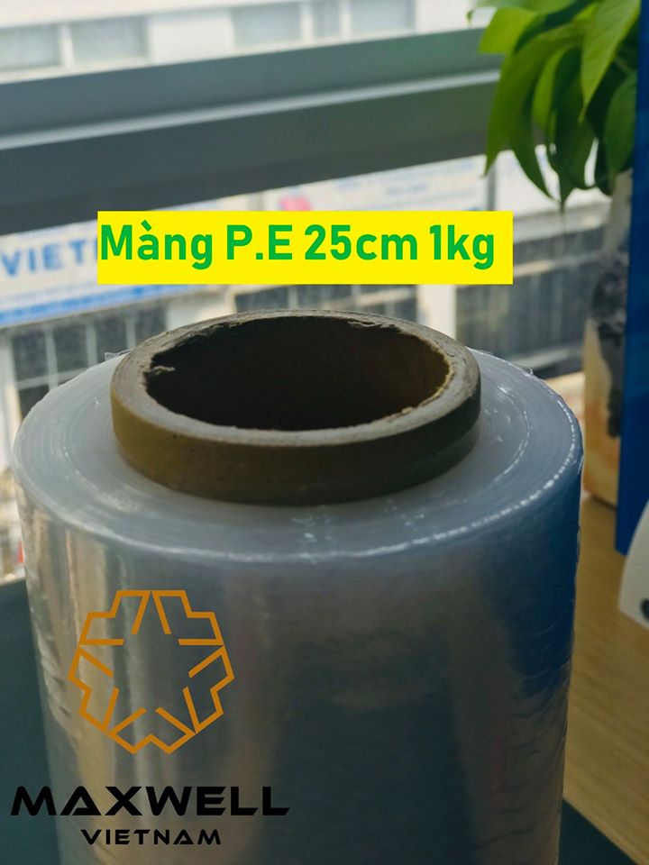 Màng PE quấn hàng ( cao 25cm x nặng1kg x lõi 0,1kg)