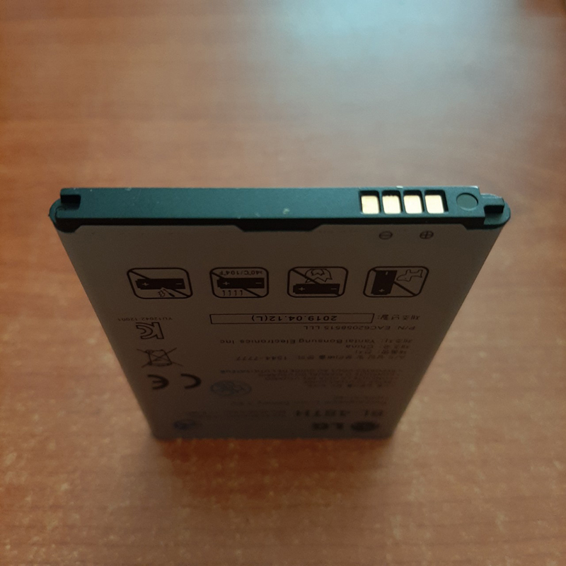 Pin LG F310L