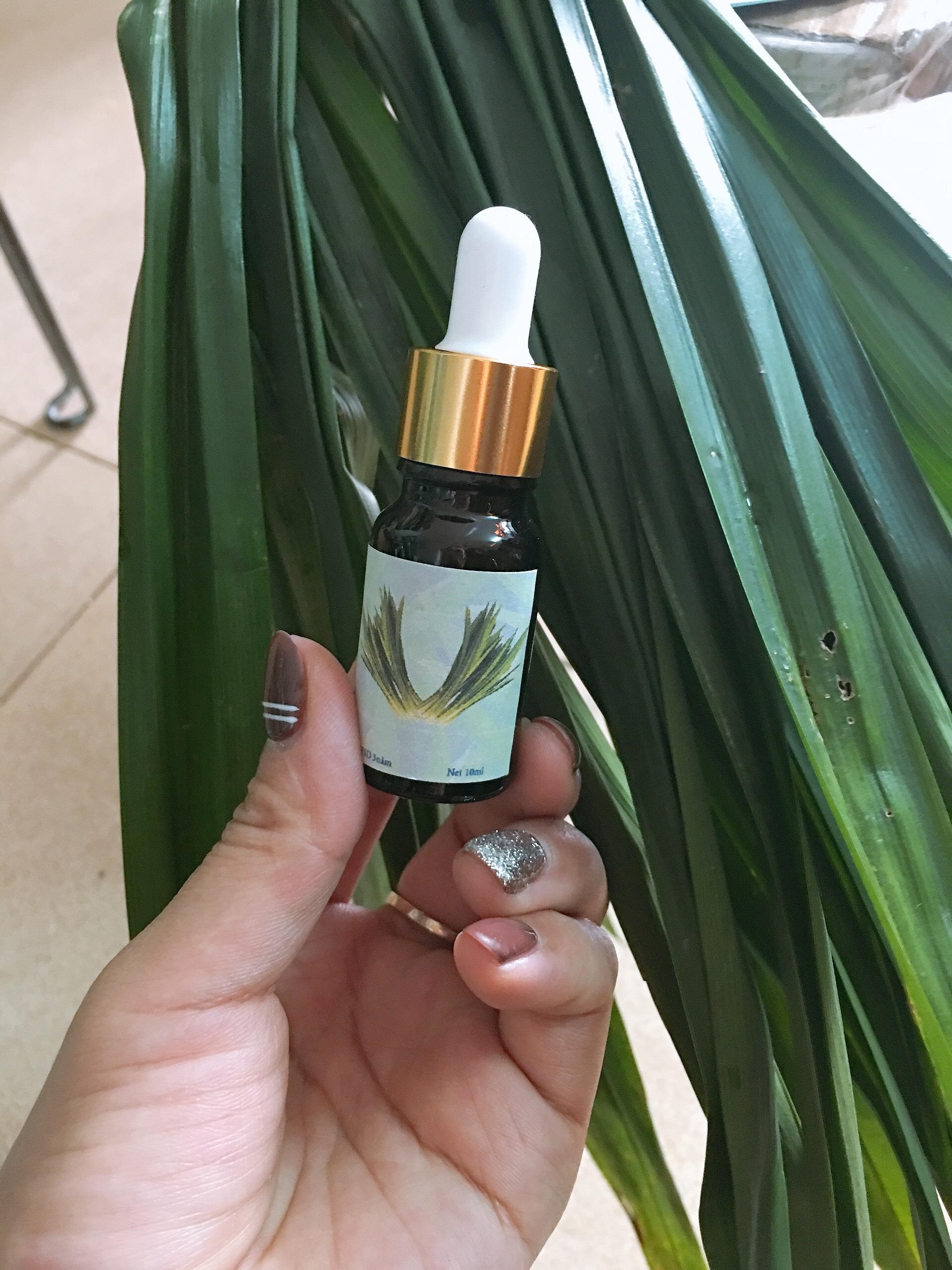 Tinh dầu Lá Nếp thơm Lọ 100ml.