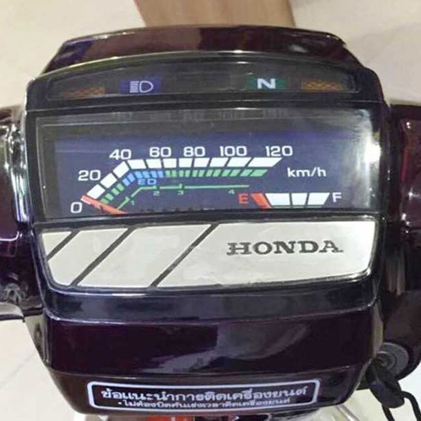 Mặt kính đồng hồ gắn xe Honda-Dream