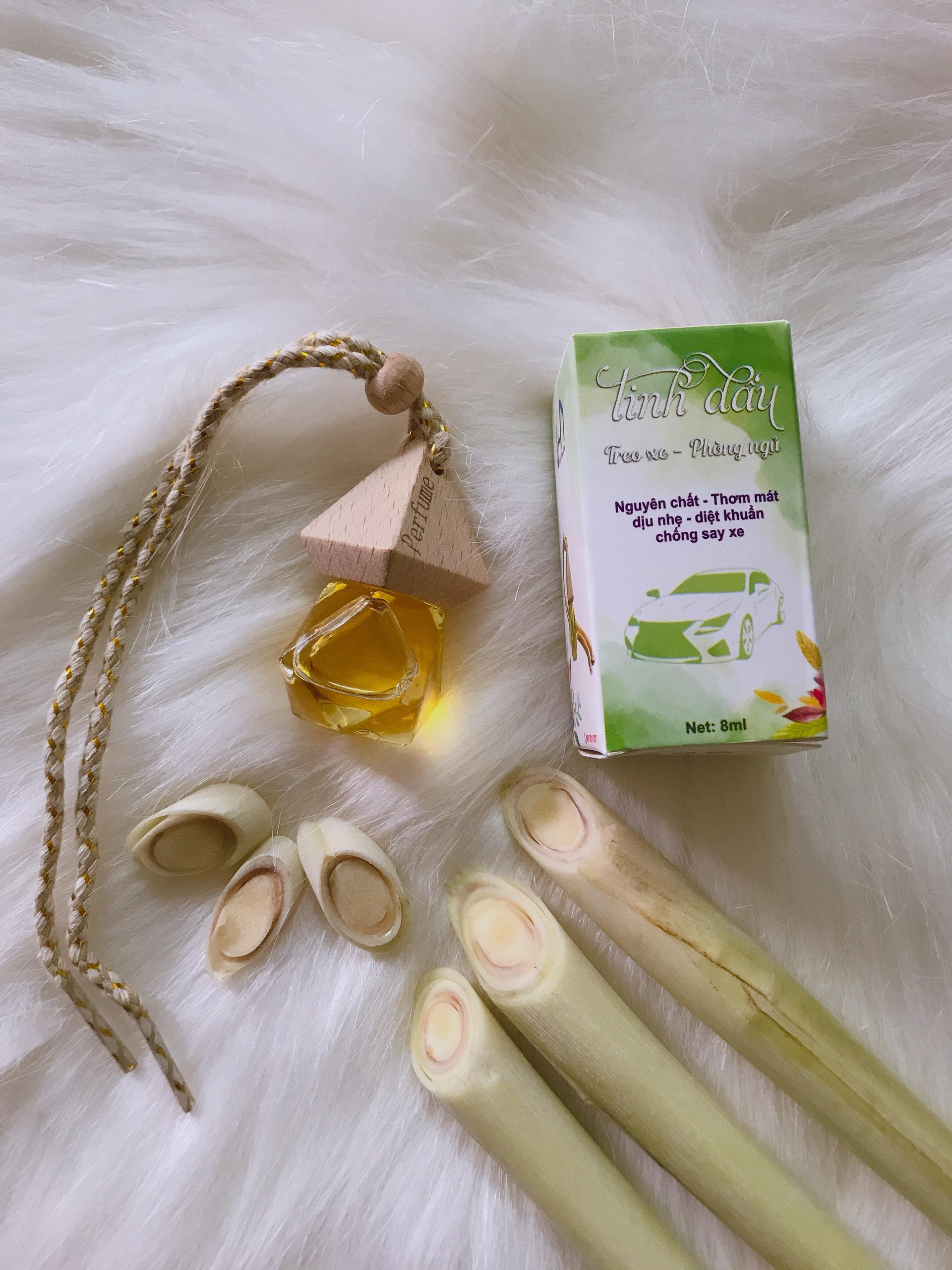 Aromatic Essential Oil for Room Scenting with Lemongrass Scent, Repels Mosquitoes and Insects, 10ml.