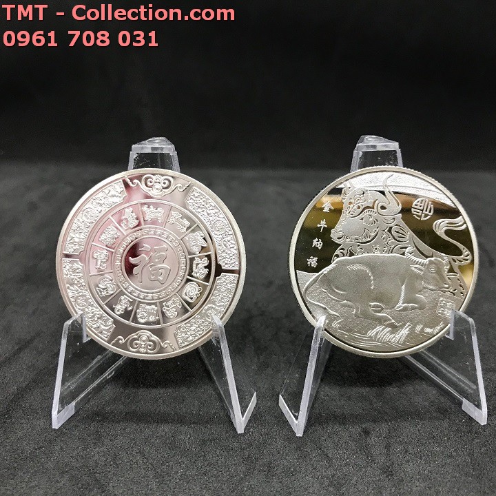 [HCM]Xu con Trâu Mạ Bạc đường kính của xu là 4cm màu niken mạ bạc dùng để trang trí bàn sách bàn làm việc xỏ lỗ đeo dây hoặc bỏ vào túi mang theo bên mình - TMT Collection - SP002376