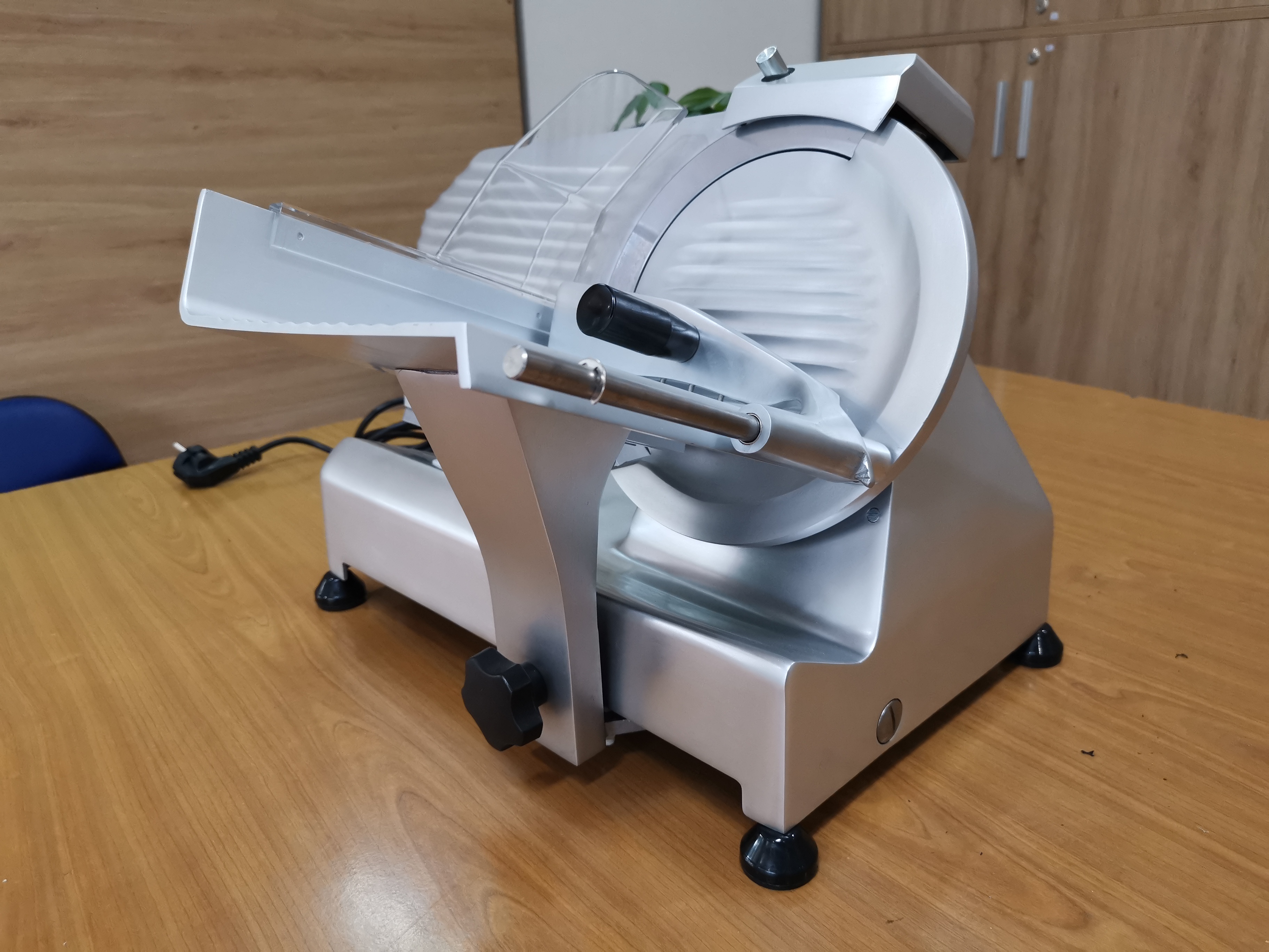 Máy thái thịt lát SAP AF220AEX (Made in Italy)