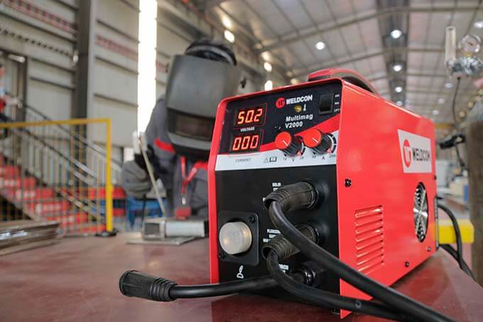 Máy hàn bán tự động Multimag V2000 Weldcom