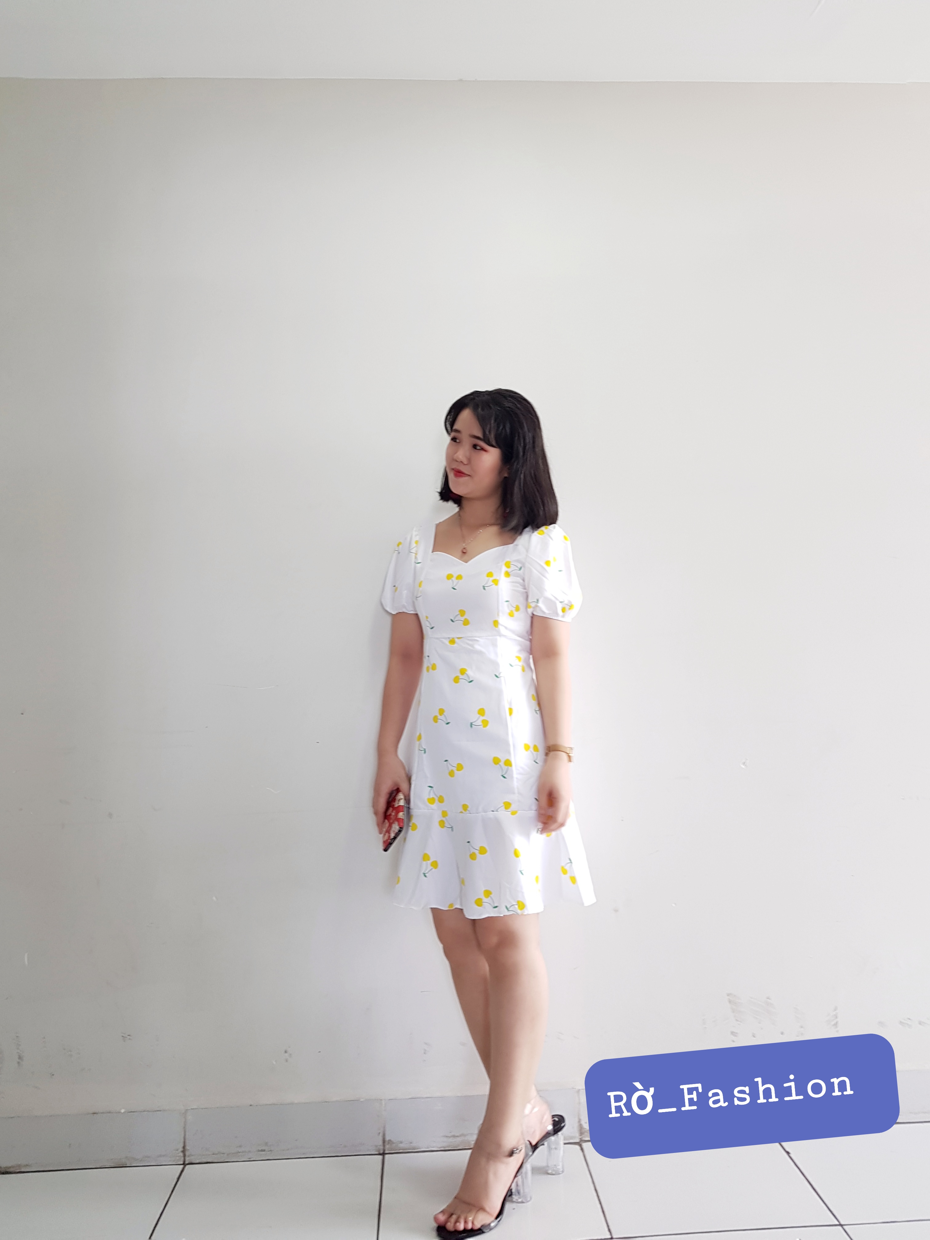 Đầm cherry vàng cúp ngực (kèm hình thật)