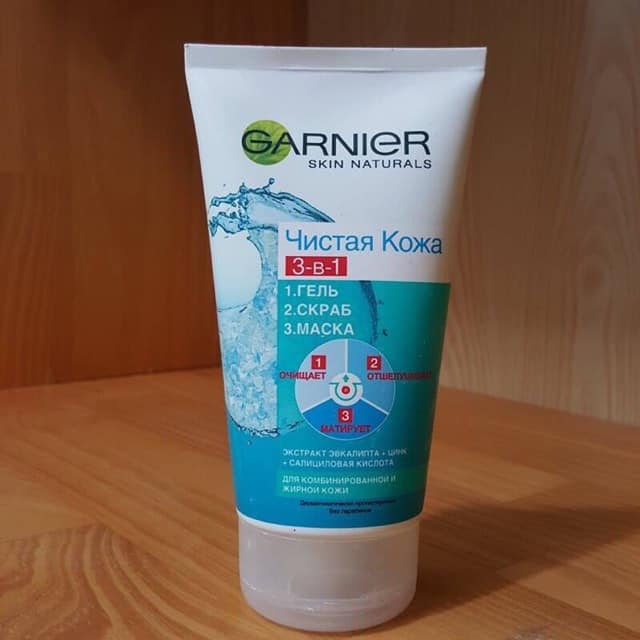 Sữa rửa mặt Garnier Nga