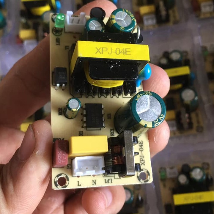mạch nguồn 12v 1.5a loại tốt