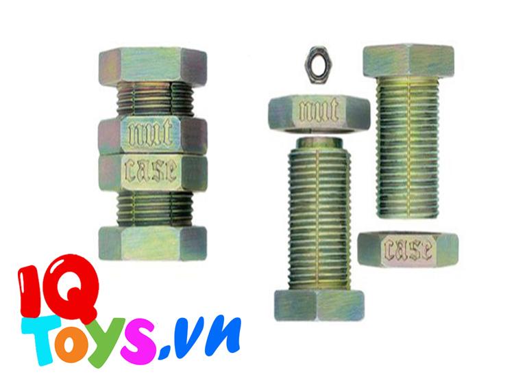 Mảnh ghép trí tuệ Cast Nutcase Hanayama