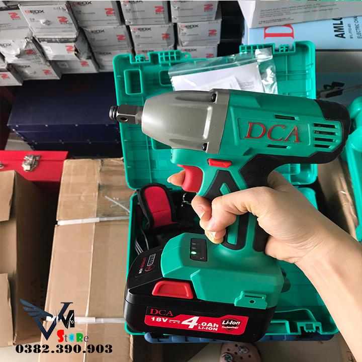 Máy siết bu lông dùng pin DCA ADPB02 -18