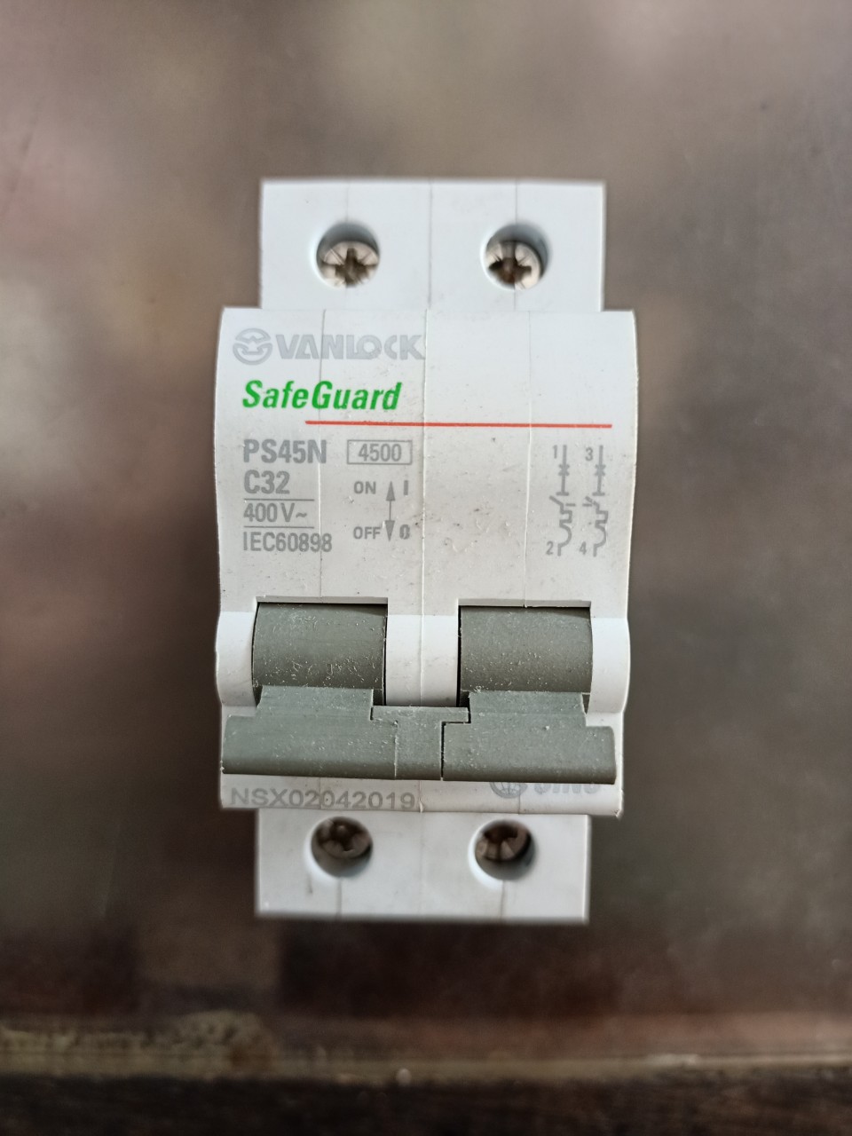 CẦU DAO TỰ ĐỘNG MCB SINO VANLOCK 2P/C32 - C63