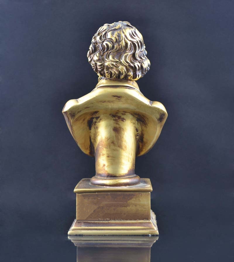 Tượng Nhạc Sĩ Beethoven