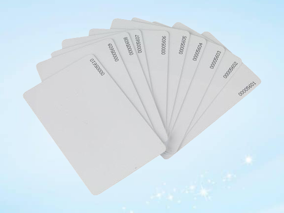 [HCM]Thẻ từ chấm công mõng 0.8mm tần số 125khz (hộp 10 thẻ)