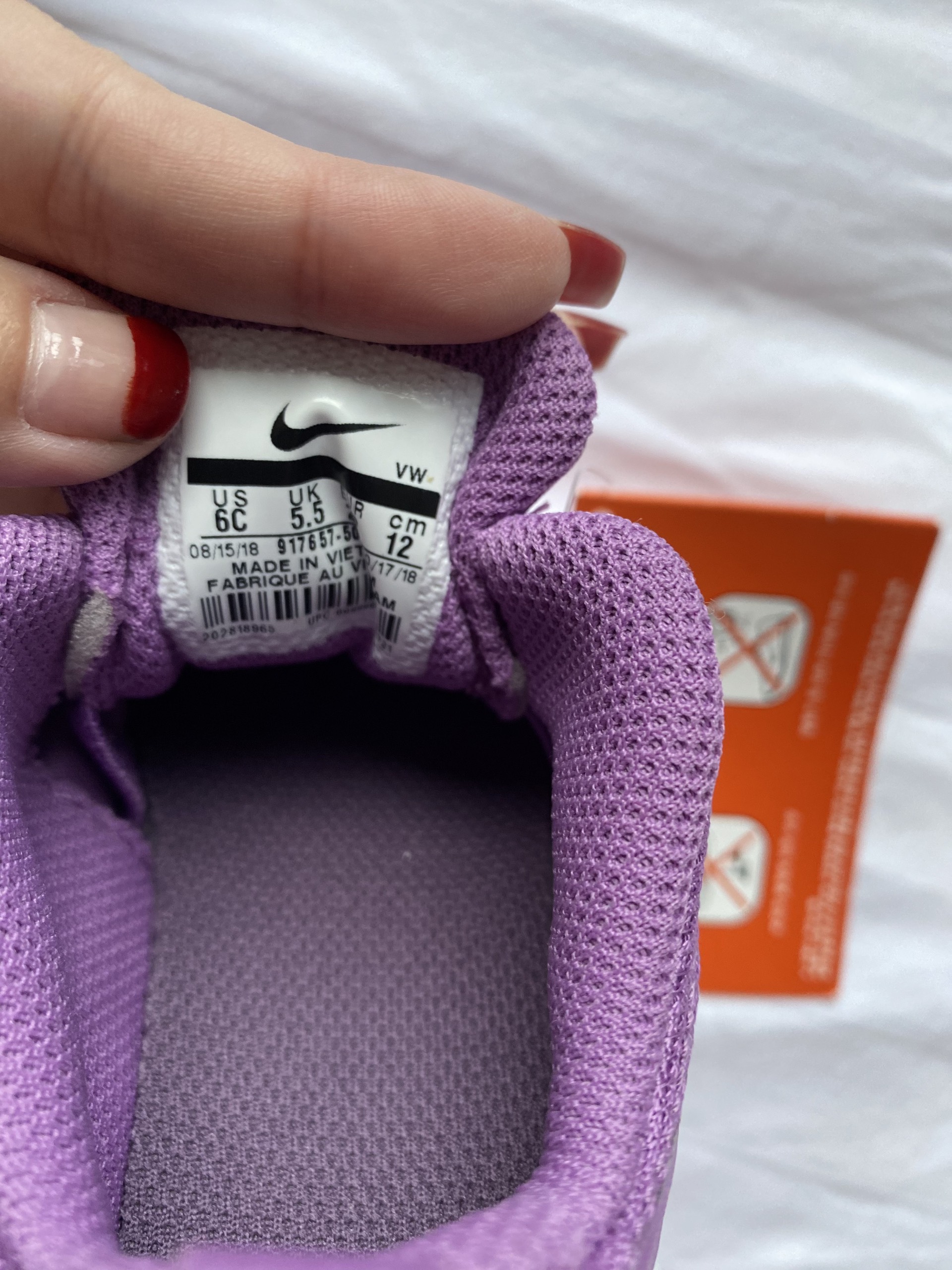 giày NIKE AIR size 5.5 UK trẻ em