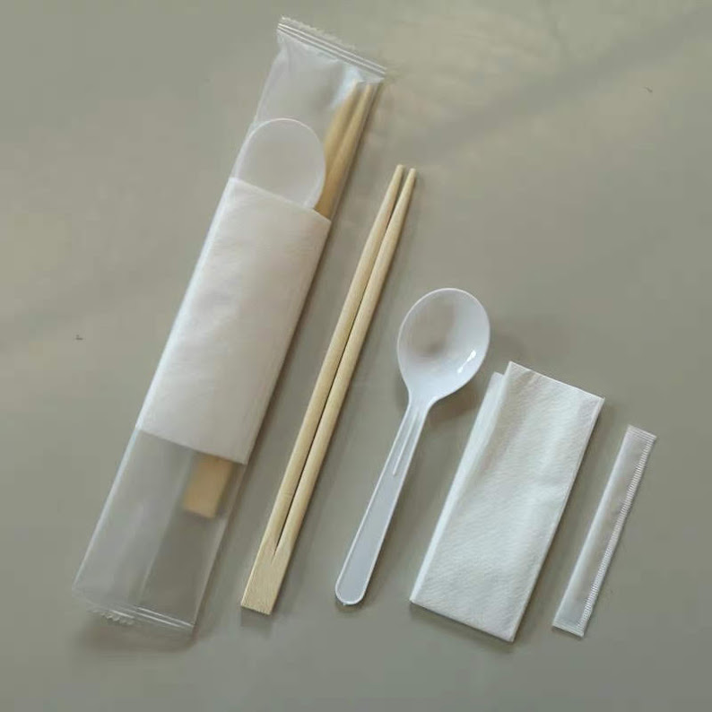 100 Bộ đồ ăn dùng một lần MUỖNG TRẮNG ( Đũa + Thìa + Tăm + Giấy ăn )