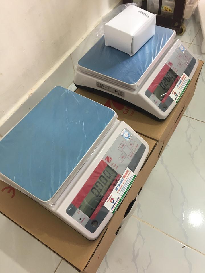 [HCM]cân điện tử ohaus V11P30 - 30kg
