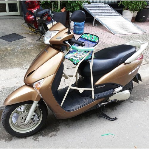 Ghế sắt ngồi xe ga