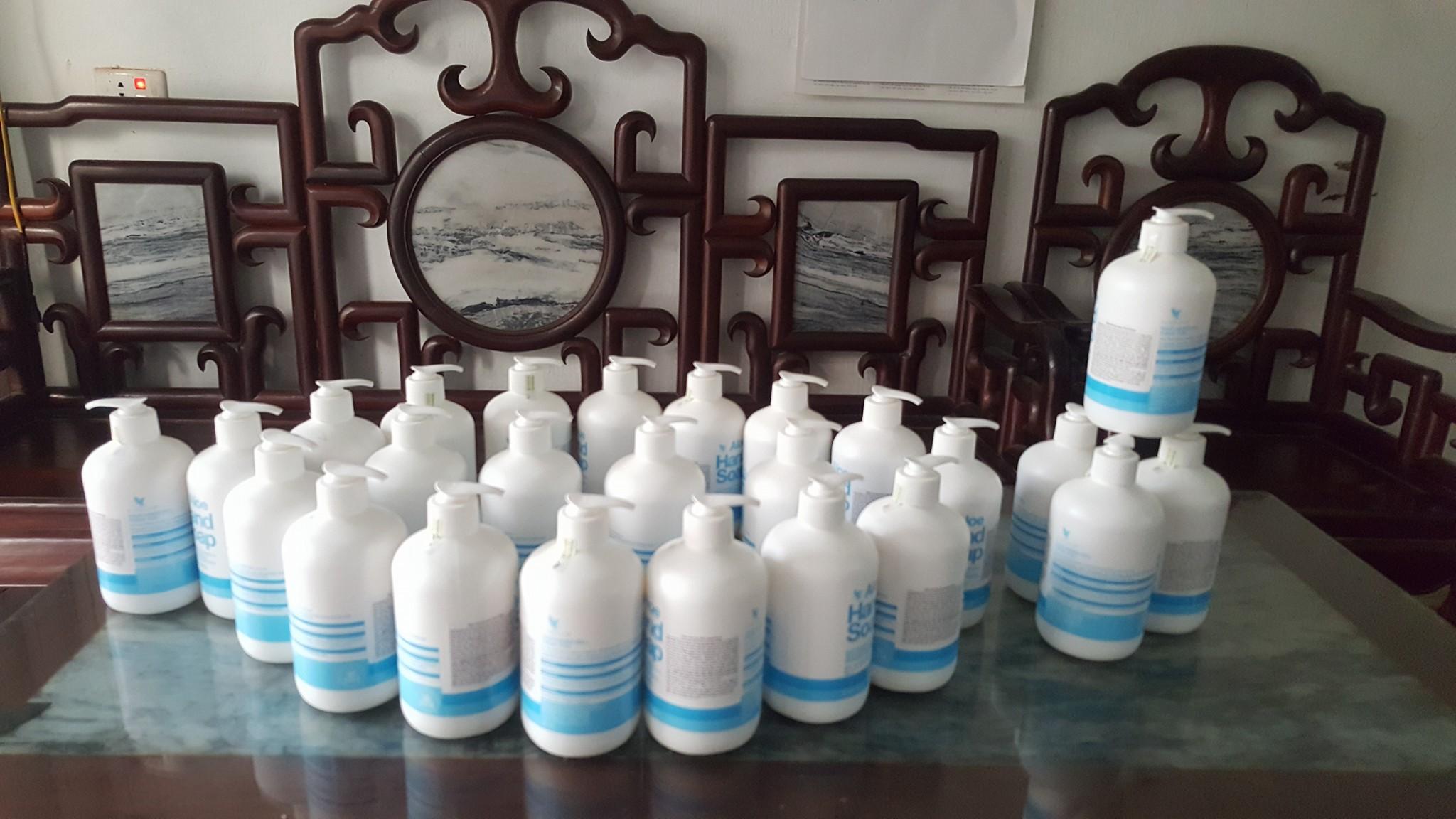 Bình Sữa Rửa Mặt Và Tay Aloe Liquid Soap 633 Flp