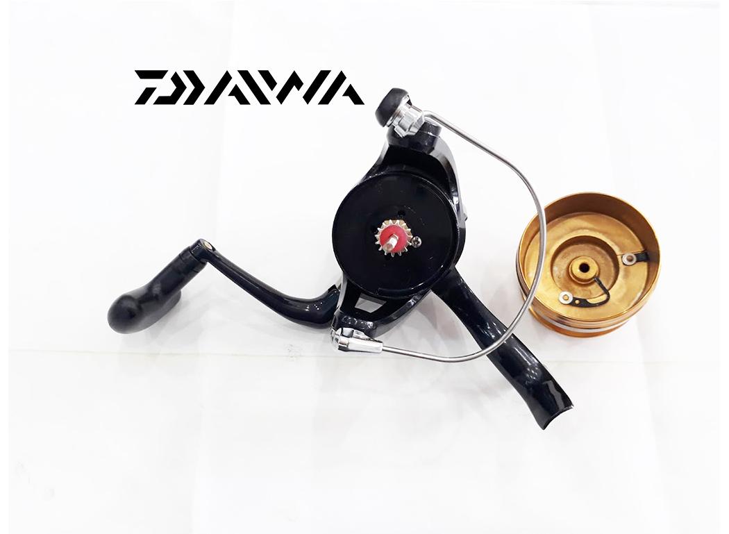 Máy Câu Cá Daiwa new SWEEPFIRE