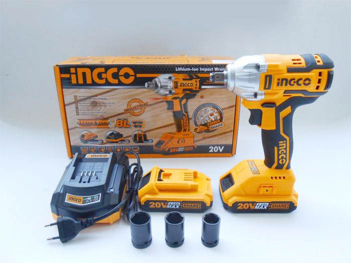 [HCM]MÁY VẶN BULONG DÙNG PIN 20V INGCO CIWLI2001 ( động cơ ko chổi than )
