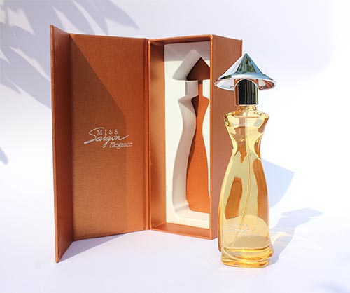 Nước hoa Miss Saigon Elegance N5 – Màu vàng cam