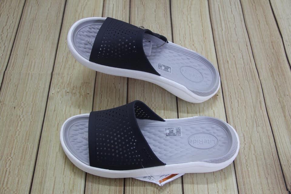 Dép lê Crocs.. Literide màu xám nhạt cho cả nam và nữ