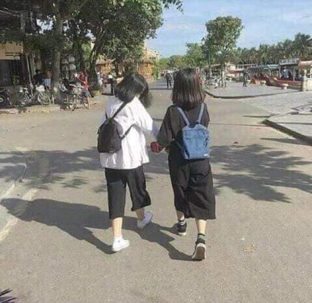 QUẦN SUÔNG ỐNG RỘNG THỜI TRANG