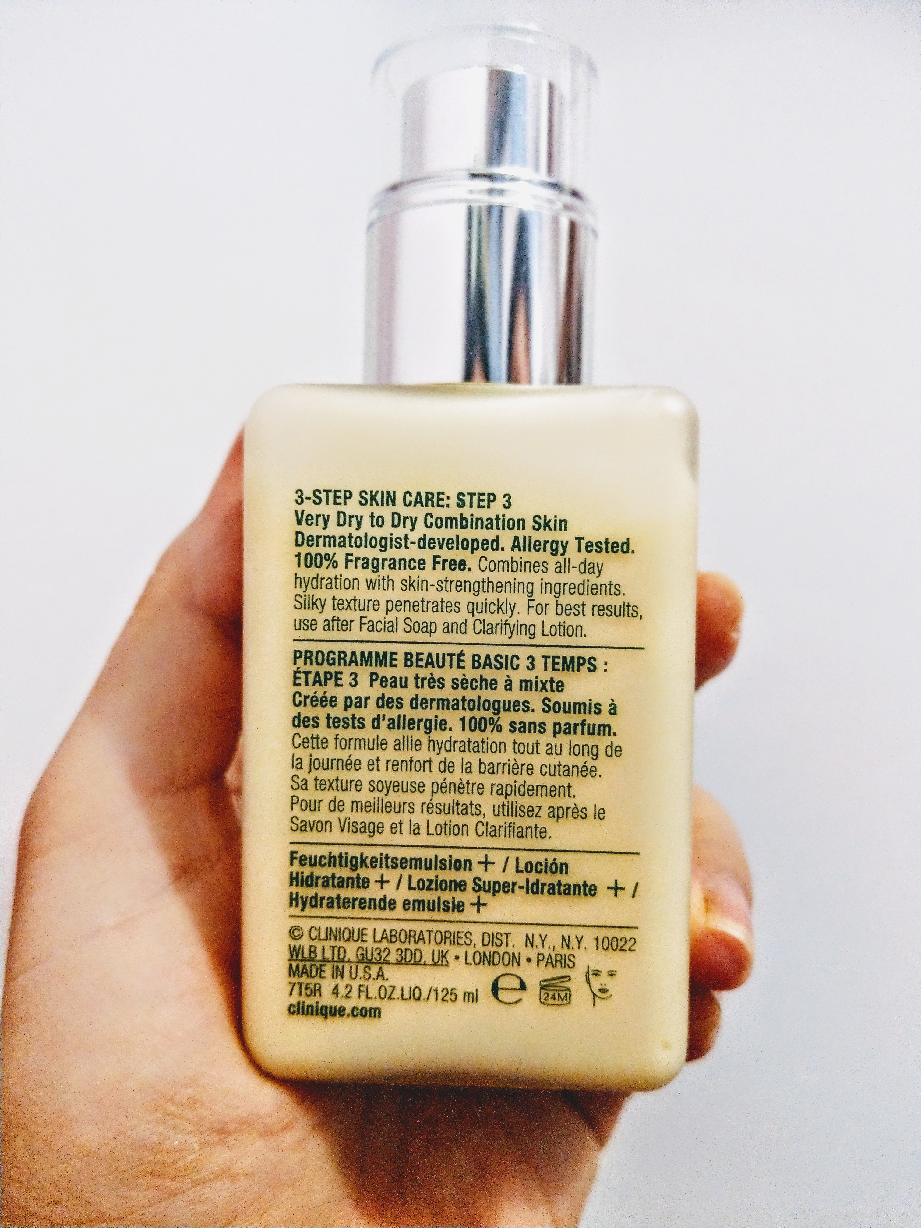 Kem dưỡng ẩm Clinique dramatically different moisturizing lotion+ 125ml