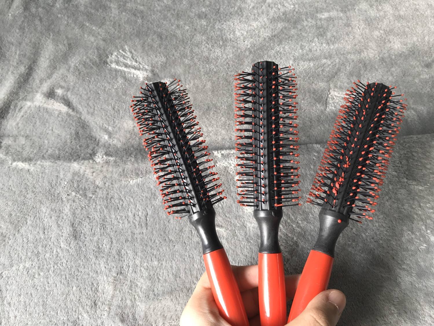 [HCM]Lược Tròn Tạo Kiểu Tóc Phồng (Cán nhựa)