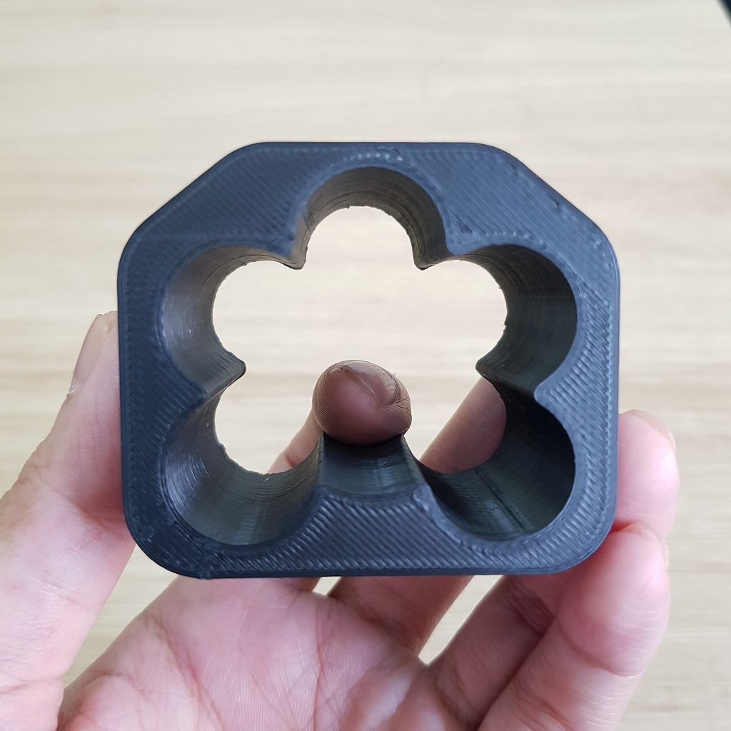 [DIY] Khuôn đóng pin cell 18650, dành cho vỏ pin Hitachi 12v đứng