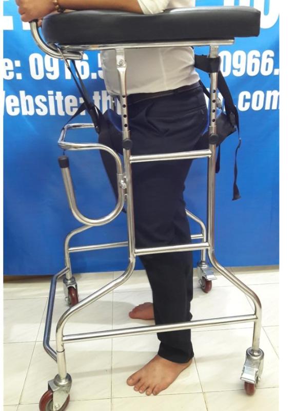 Khung Tập Đi Cho Người Tai Biến
