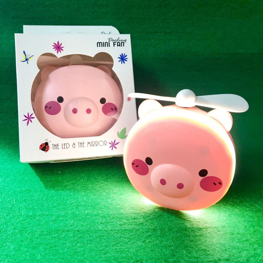 Quạt Kèm Gương Và Đèn Led Hình Heo