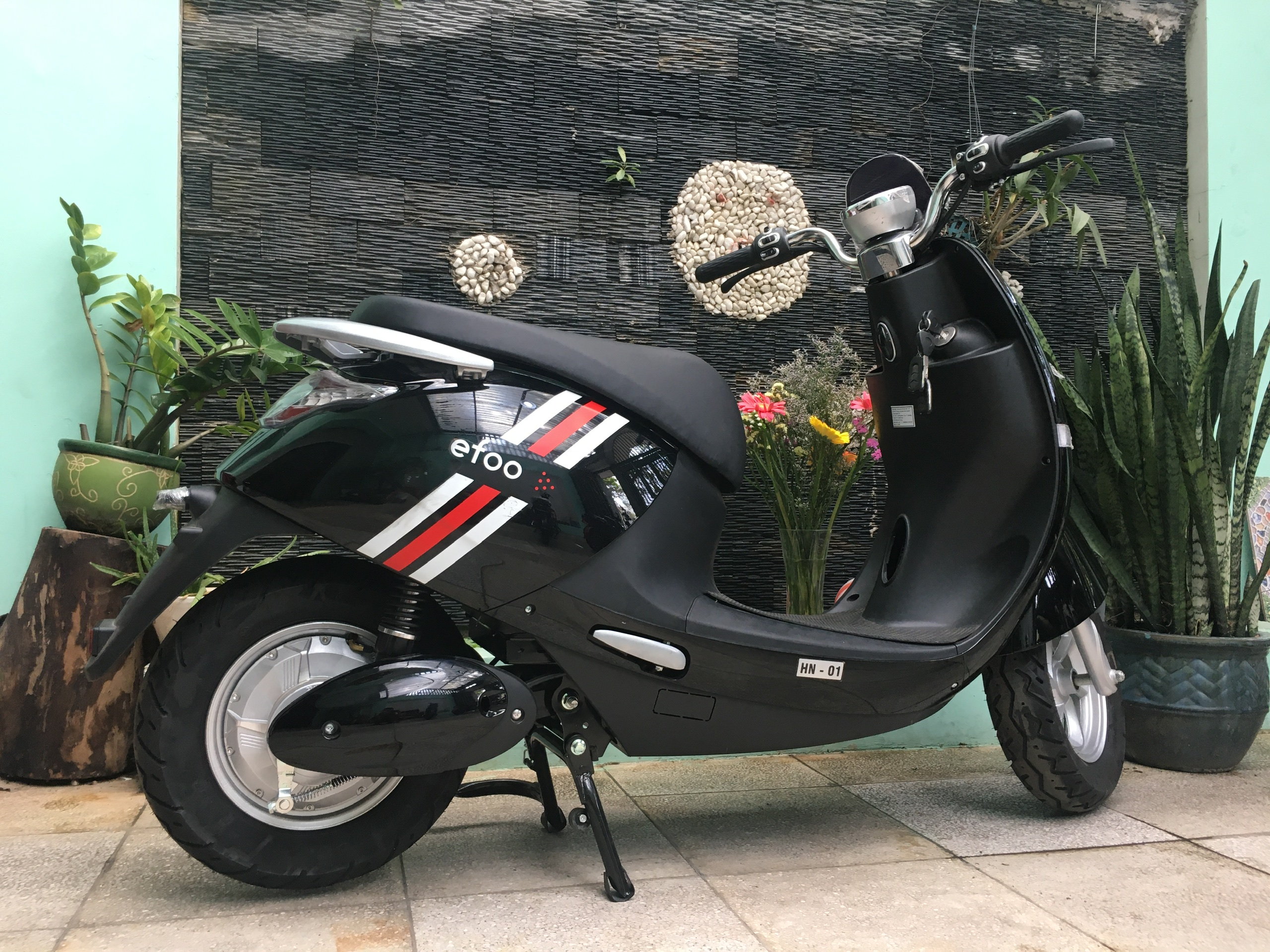 Xe máy điện Efoo
