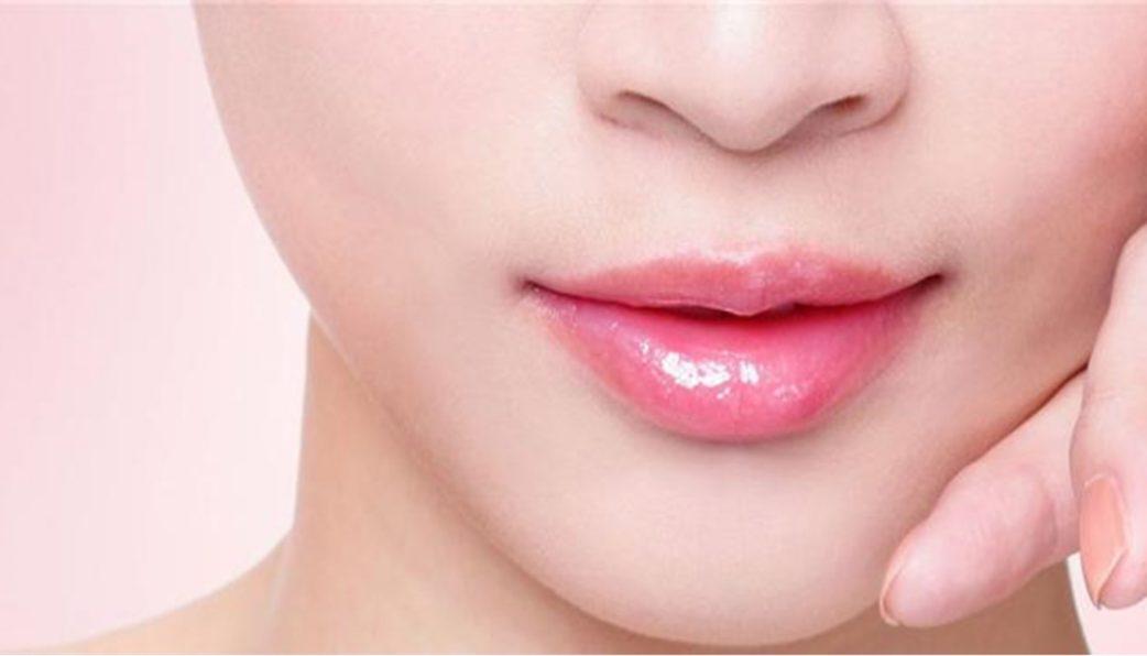 [HCM]Combo 2 son dưỡng môi Labello
