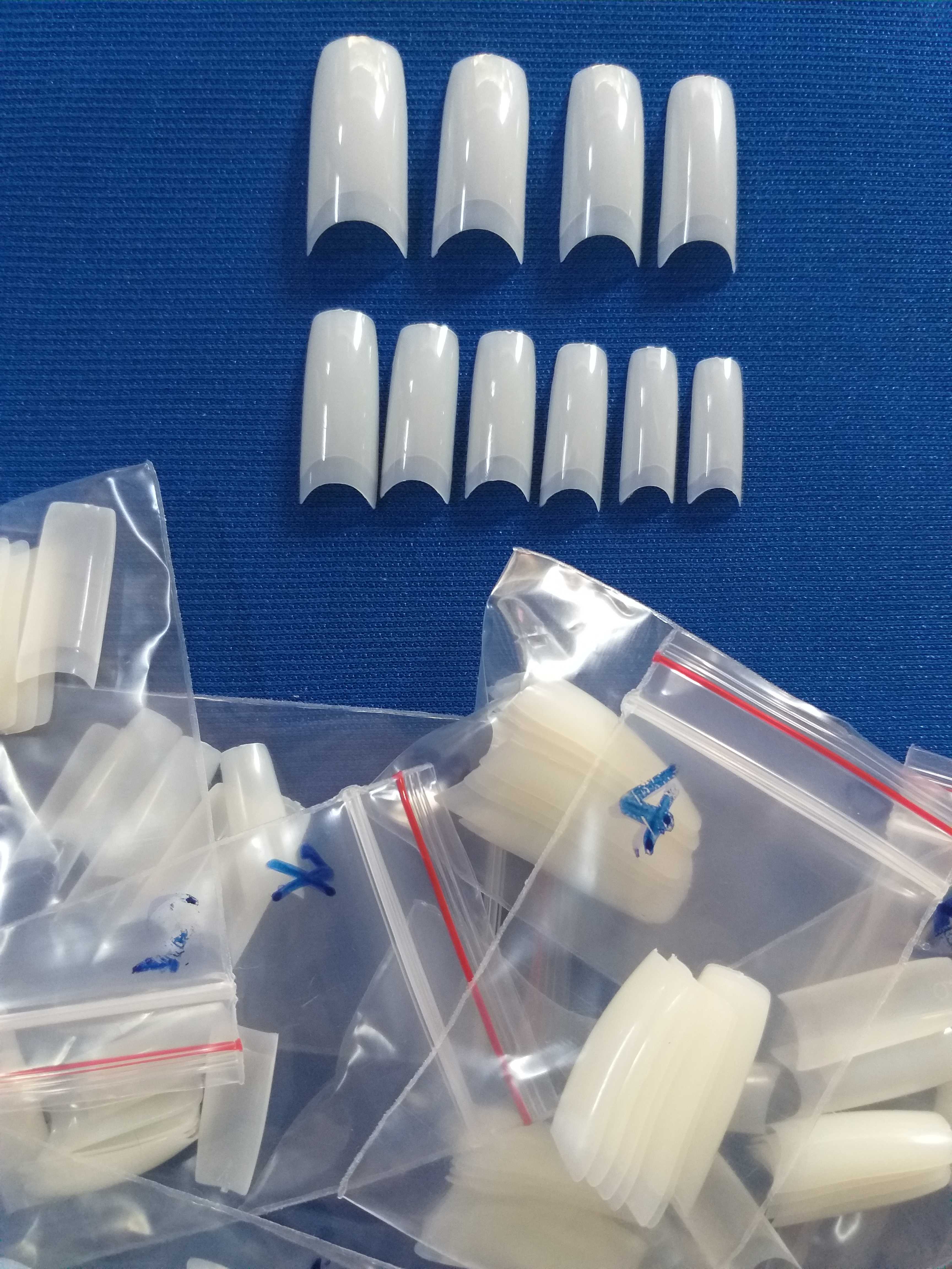 SET 100 MÓNG TAY GIẢ ( MÓNG NỐI PHOM VUÔNG)