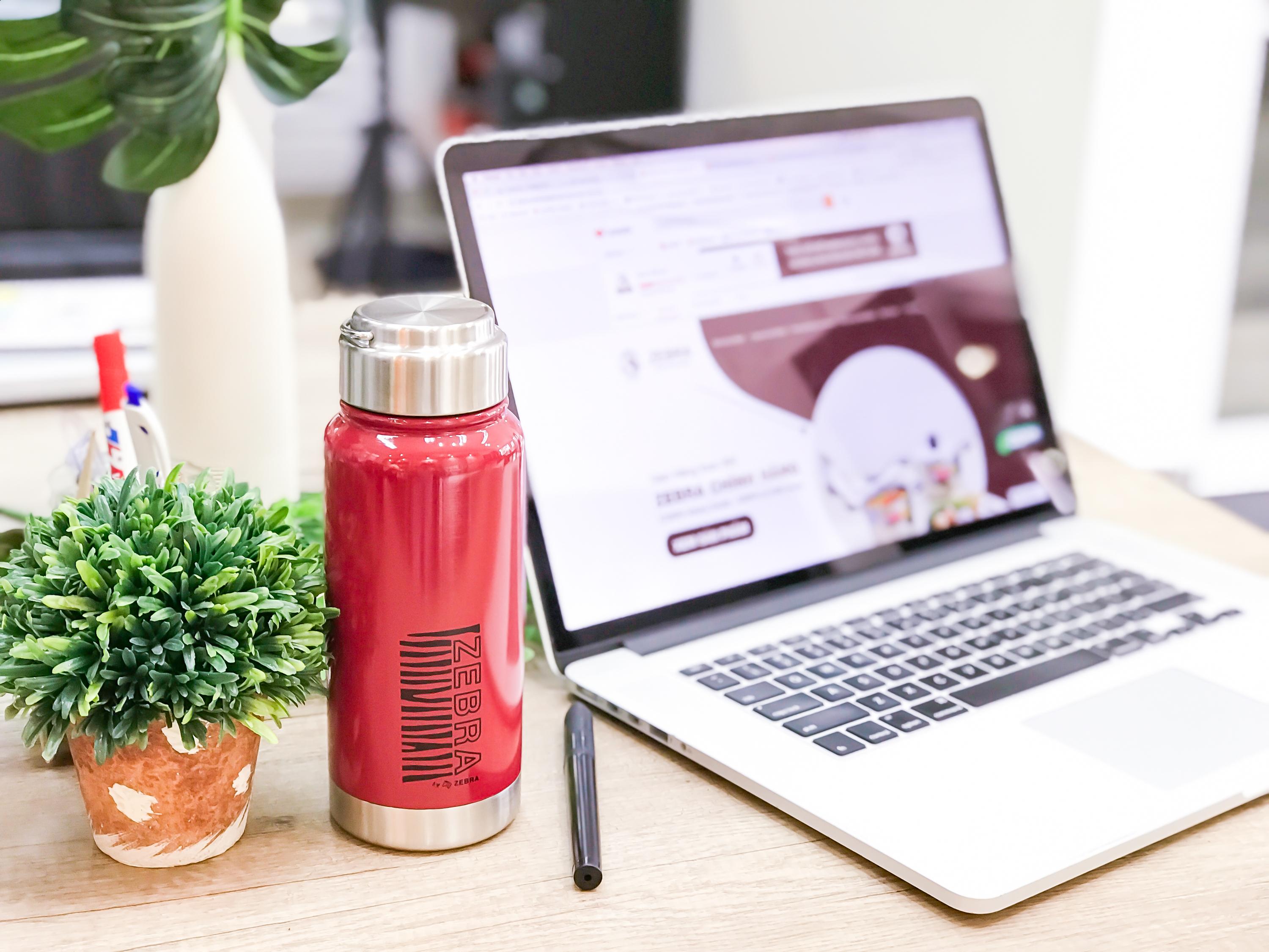 Bình giữ nhiệt inox Botto 900ml - 112643
