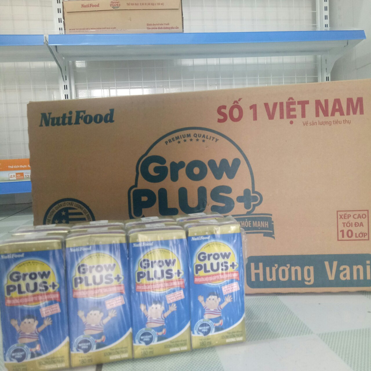 Sữa Bột Pha Sẵn Nutifood Grow Plus+(mau Xanh) 180Ml -  Thùng 48 hop
