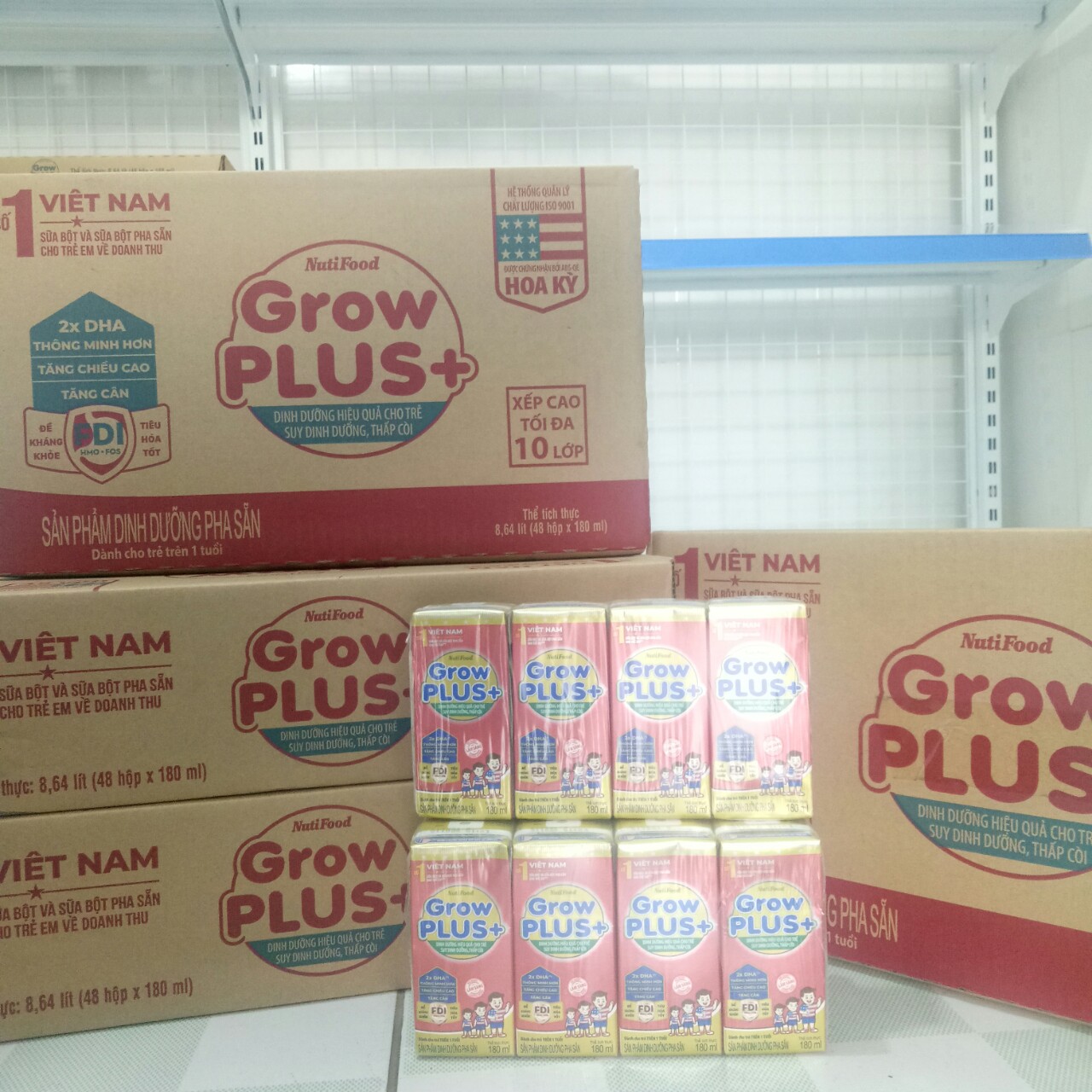 Sữa Bột Pha Sẵn Nutifood Grow Đỏ 180Ml - Thùng 48 Hộp
