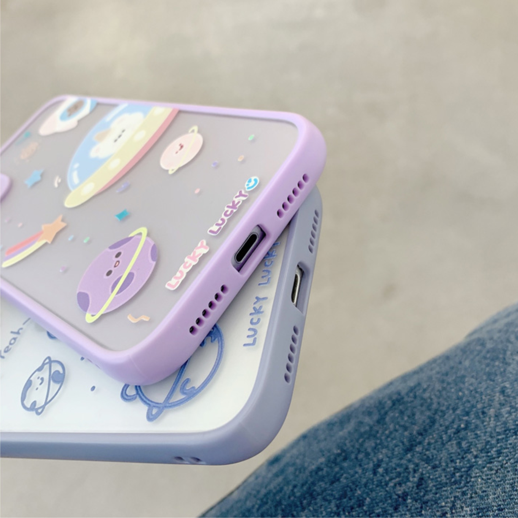 Ốp Lưng Nhám Chống Sock Va Đập Bảo Vệ Camera Space Lucky