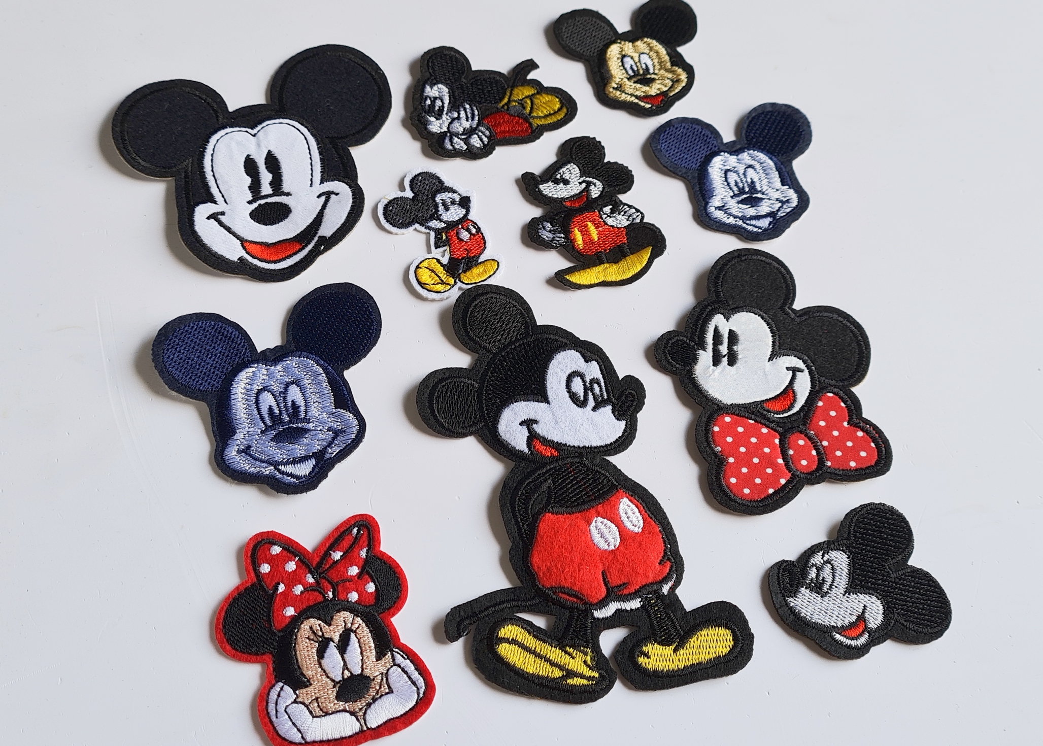 4 Miếng Logo Thêu Ủi Hình Đầu Chuột Mickey MS8626281