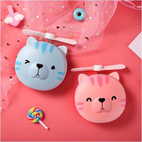 Quạt Mini Kèm Gương Và Đèn Led Hình Siêu Cưng