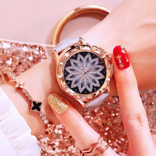 Đồng hồ mặt đá hoa Saphiar mẫu mới