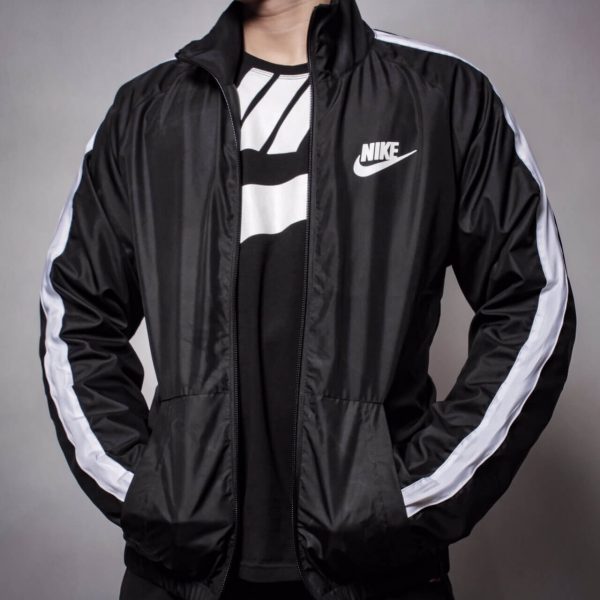Áo gió chính hãng Nike Windrunner Jacket